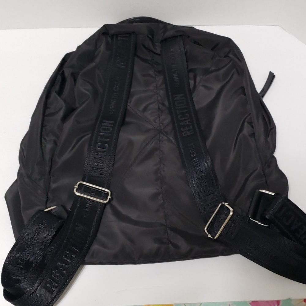 Kenneth Cole backpack - Picture 6 of 6